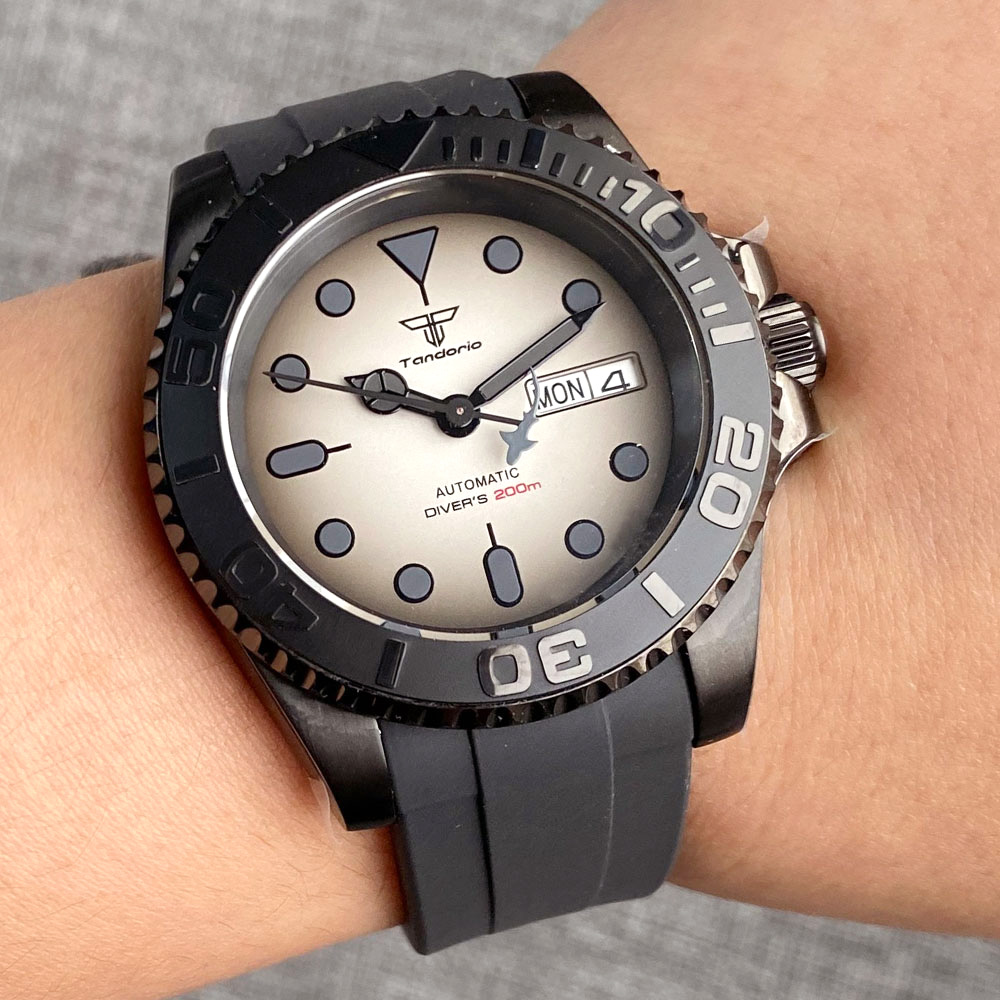 Tandorio 200M Waterproof NH36A - Rubber Strap Diver recension och pris